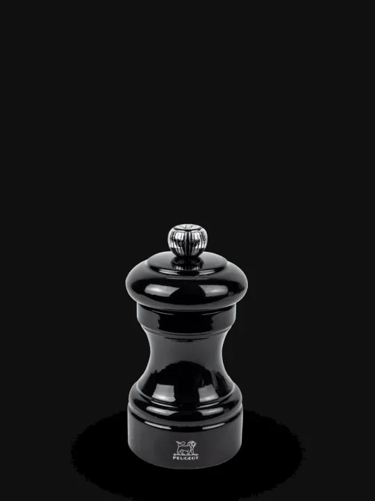 Fashion Bistro Manual wooden pepper mill in black gloss, 10cm For Under £50|Pepper
