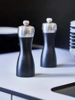 Cheap Fidji Manual pepper mill, beech wood and stainless steel, , 15 cm Pepper|Pepper Mills