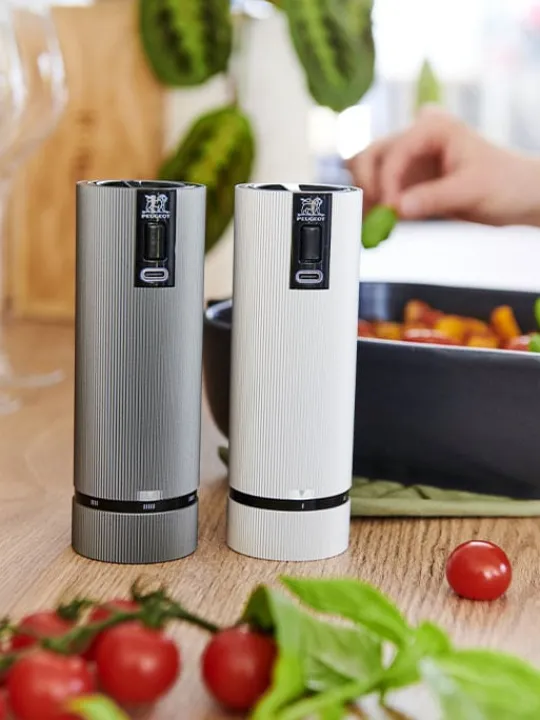 Store Line electric Moulin à sel électrique rechargeable u'select, batterie lithium-ion, , 15 cm - 6in. For The Host With The Most|Salt