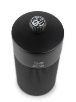 Online Line Manual aluminium and wooden salt mill, matt black, 12cm Salt|Salt Mills