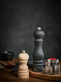 Flash Sale Paris nature black Manual upcycled wooden pepper mill in black, 22cm Pepper|Pepper Mills