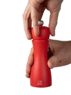 New Tahiti Set of manual beech wood salt and pepper mills in brick red & flame red, 15cm For The Host With The Most|For The Foodie